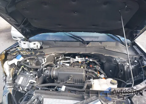 2024 Ford Explorer Xlt from USA, damaged, VIN 1FMSK8DH2RGA55907